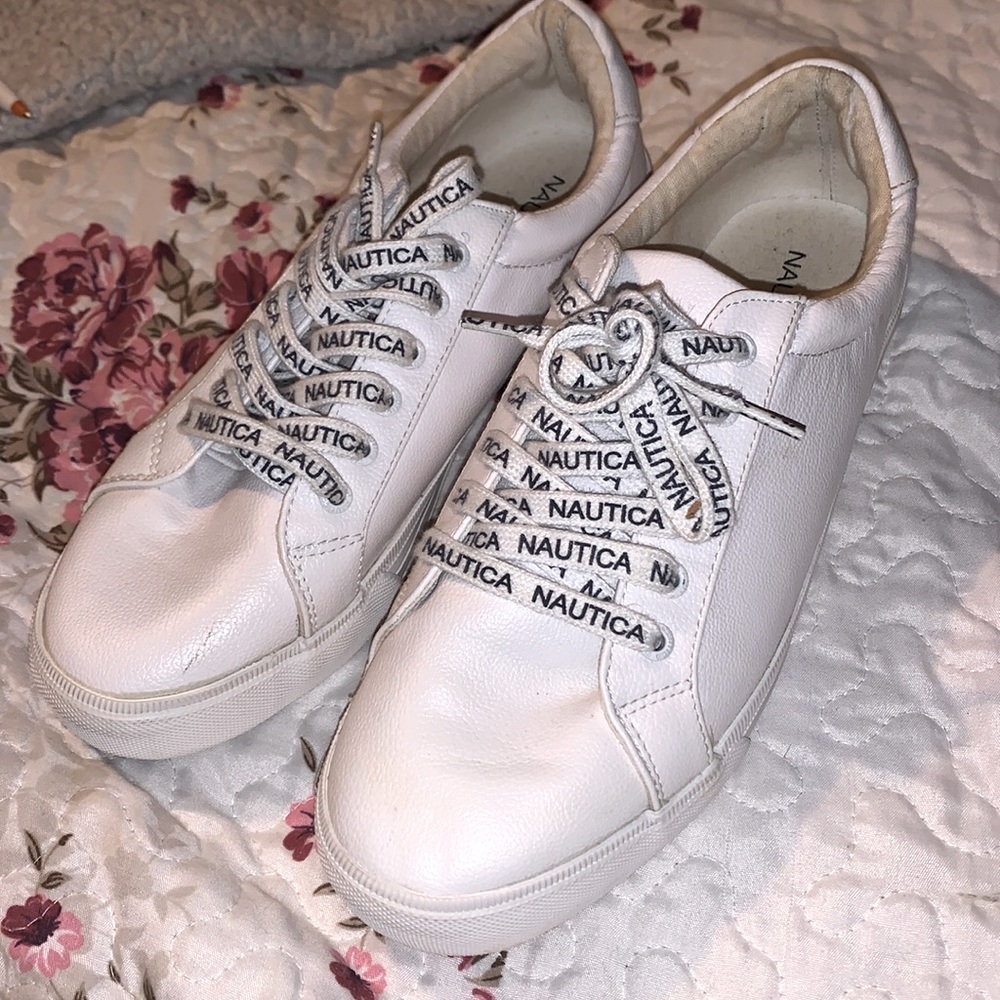 All whites women’s Nautica - worn once!